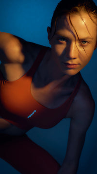 VOLCANO RED WOMEN'S ACTIVE TOP