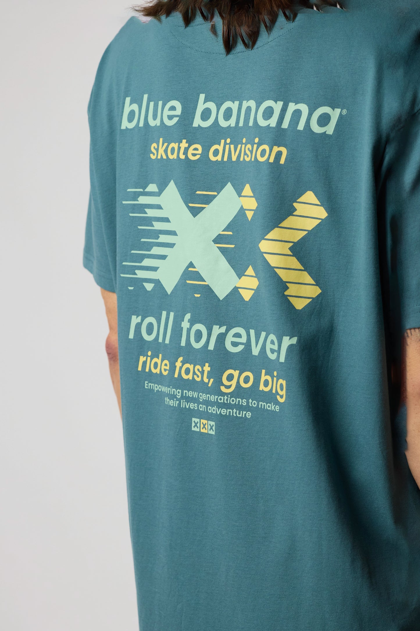 AMAZON GREEN BLOCK TEE