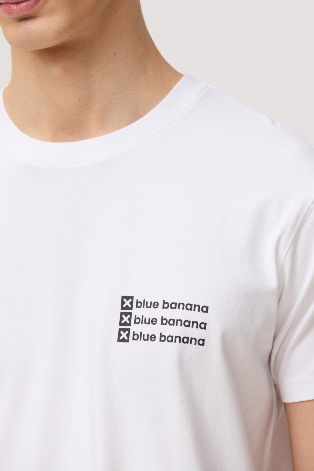 WHITE HARVEY TEE