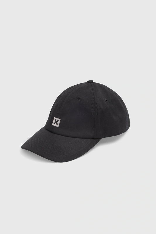 BLACK NATURE CAP