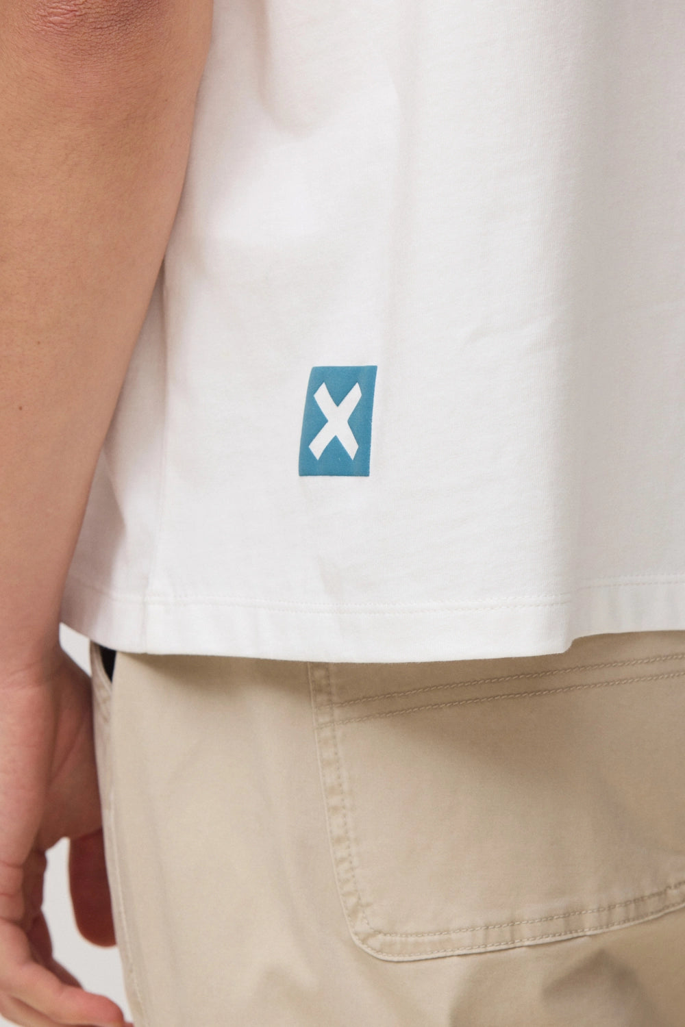 OFF-WHITE CLEAN TEE
