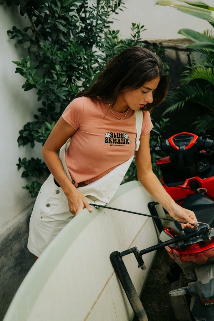 CORAL HARDY WOMAN TEE