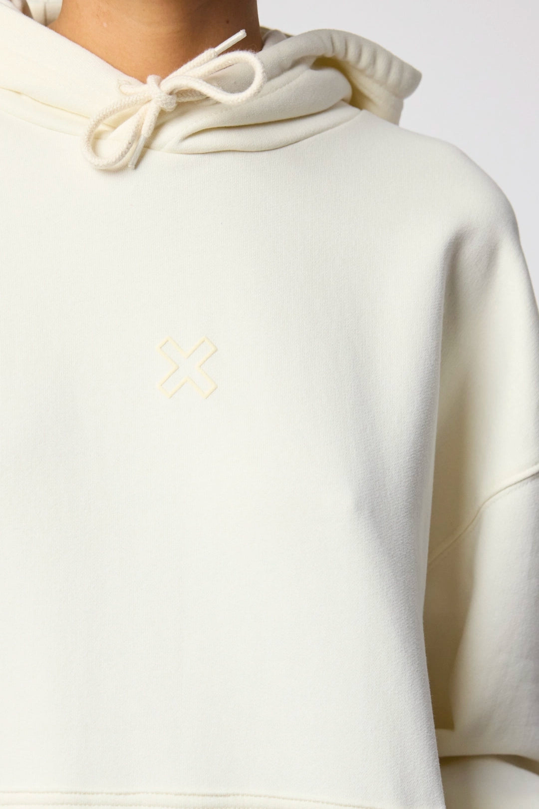 SUDADERA CON CAPUCHA BONFIRE CREMA