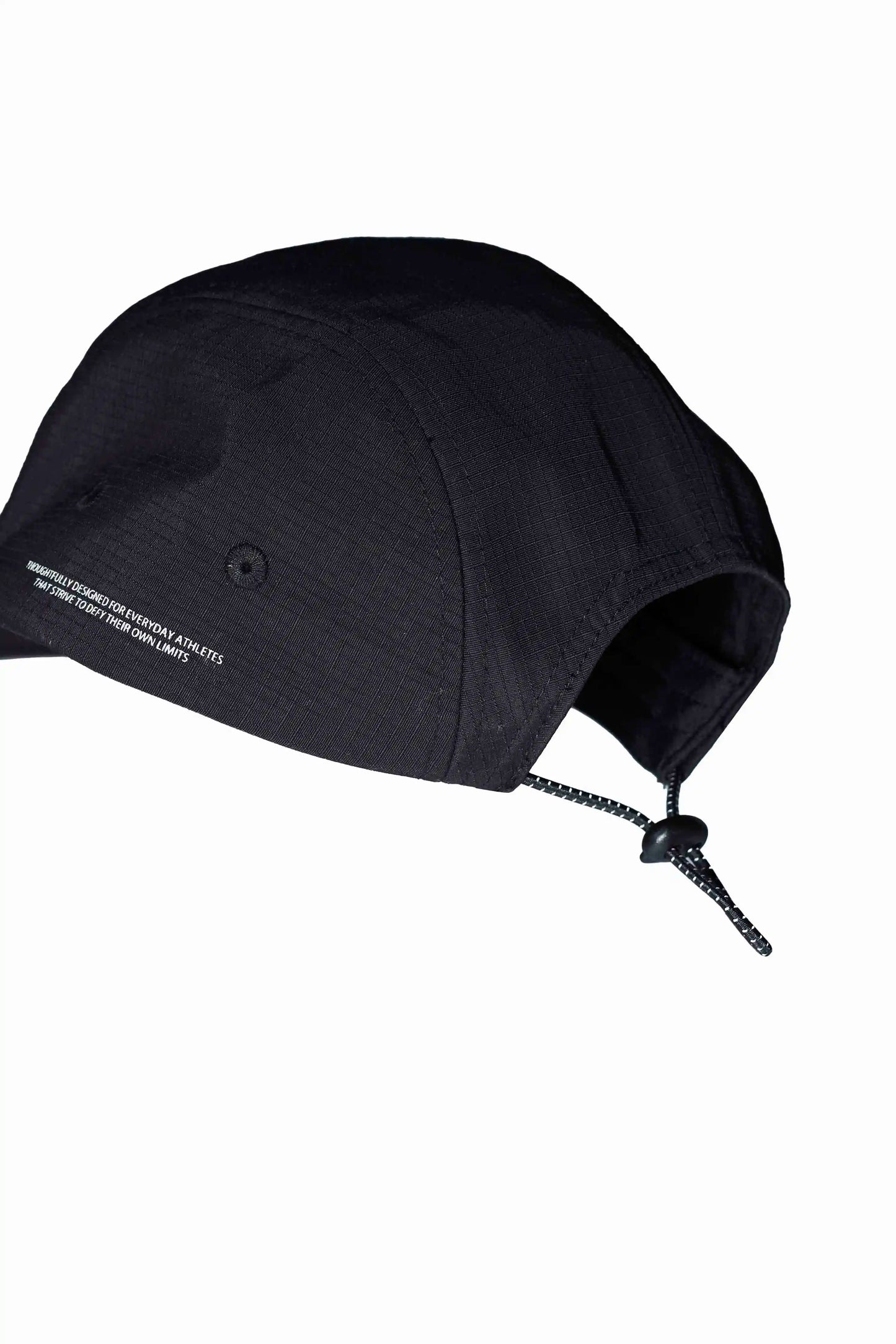 GORRA TRAIL NEGRA OSCURA