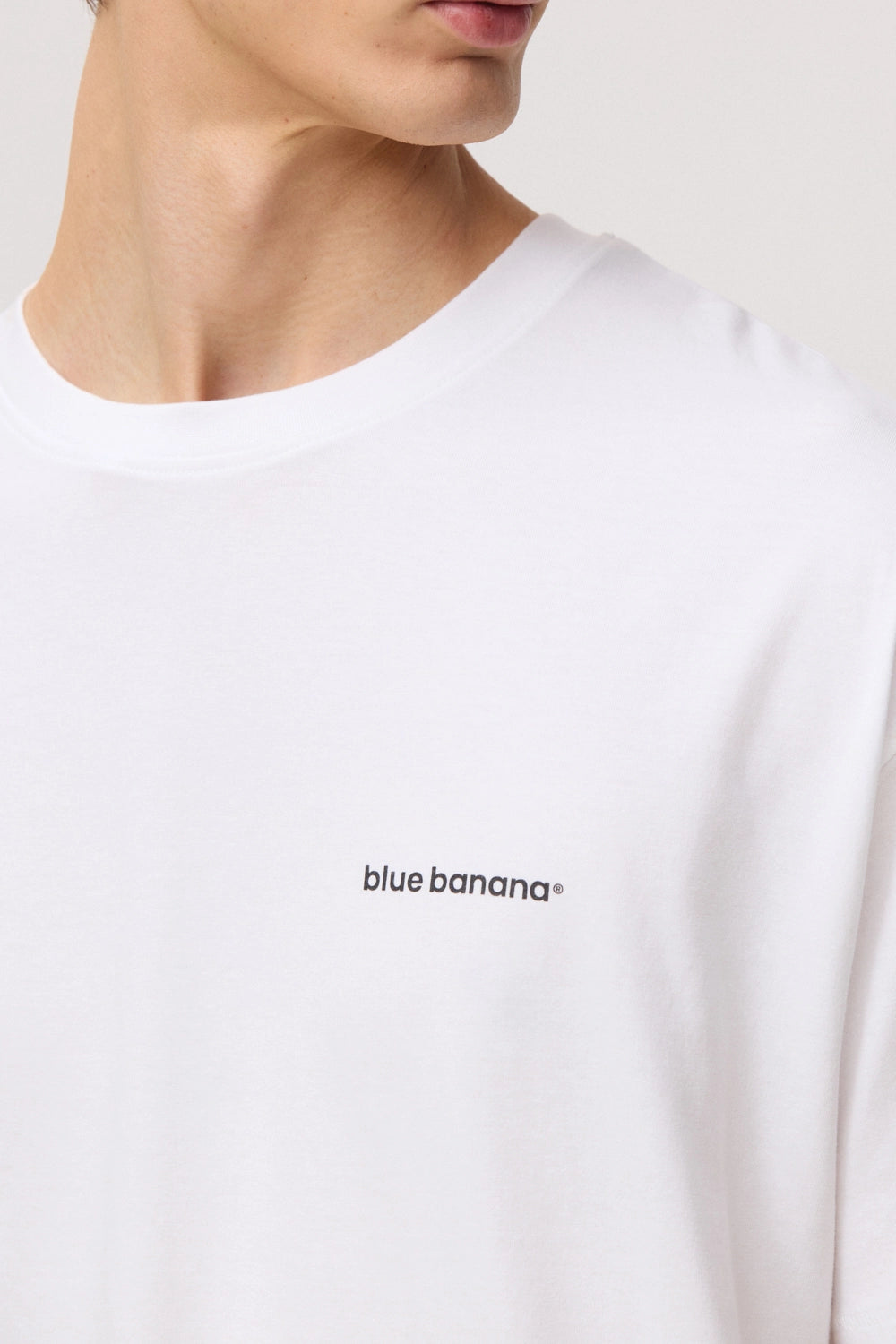 WHITE MESS TEE