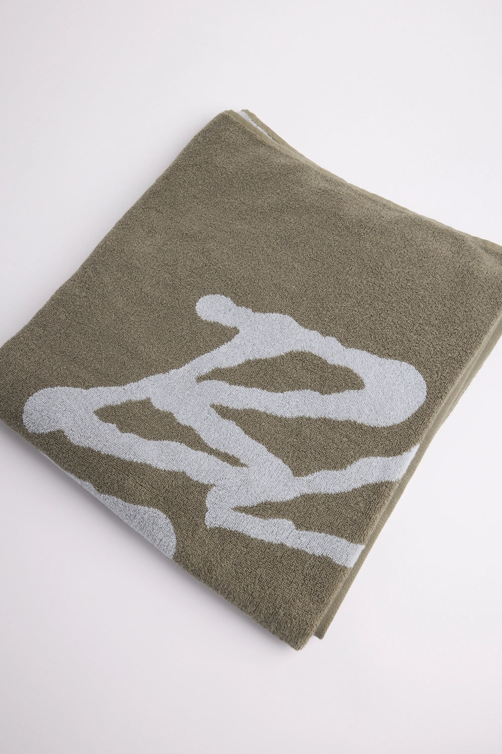 OLIVE GREEN MOVEMENT TOWEL
