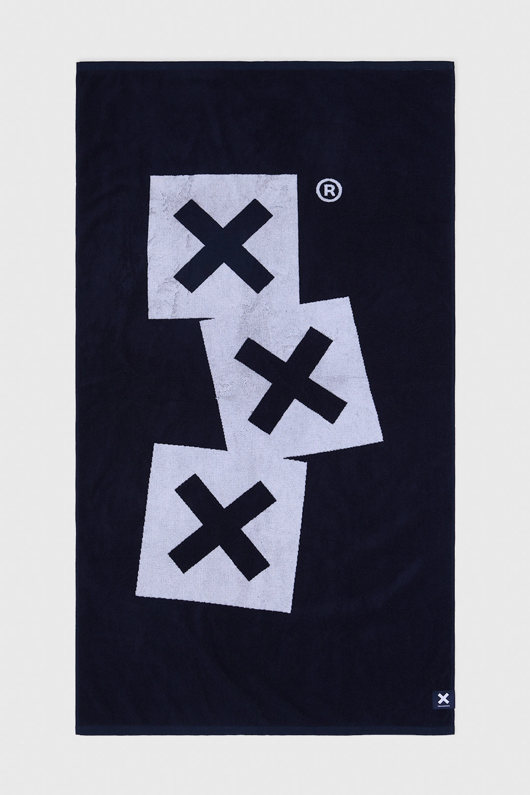 NAVY GRAVITY TOWEL
