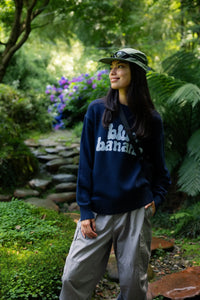NAVY SHELTER KNITTED SWEATER