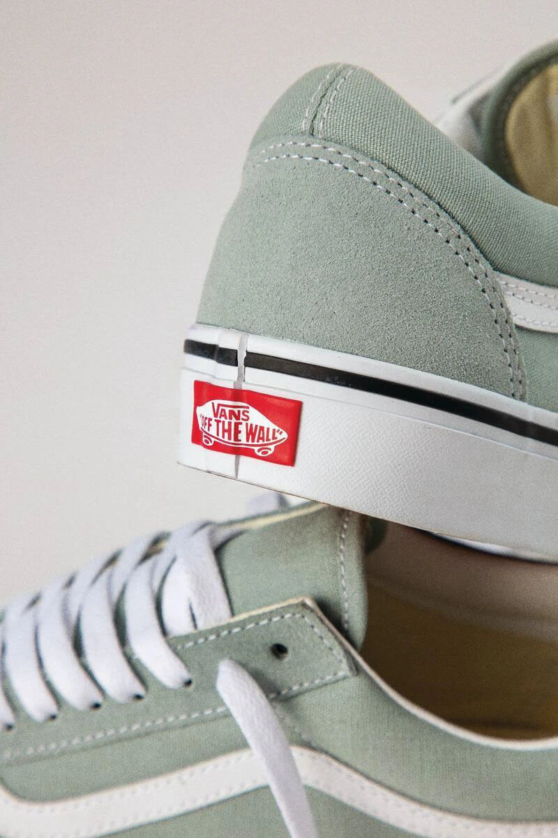 PURE GRAY OLD SKOOL VANS SNEAKERS
