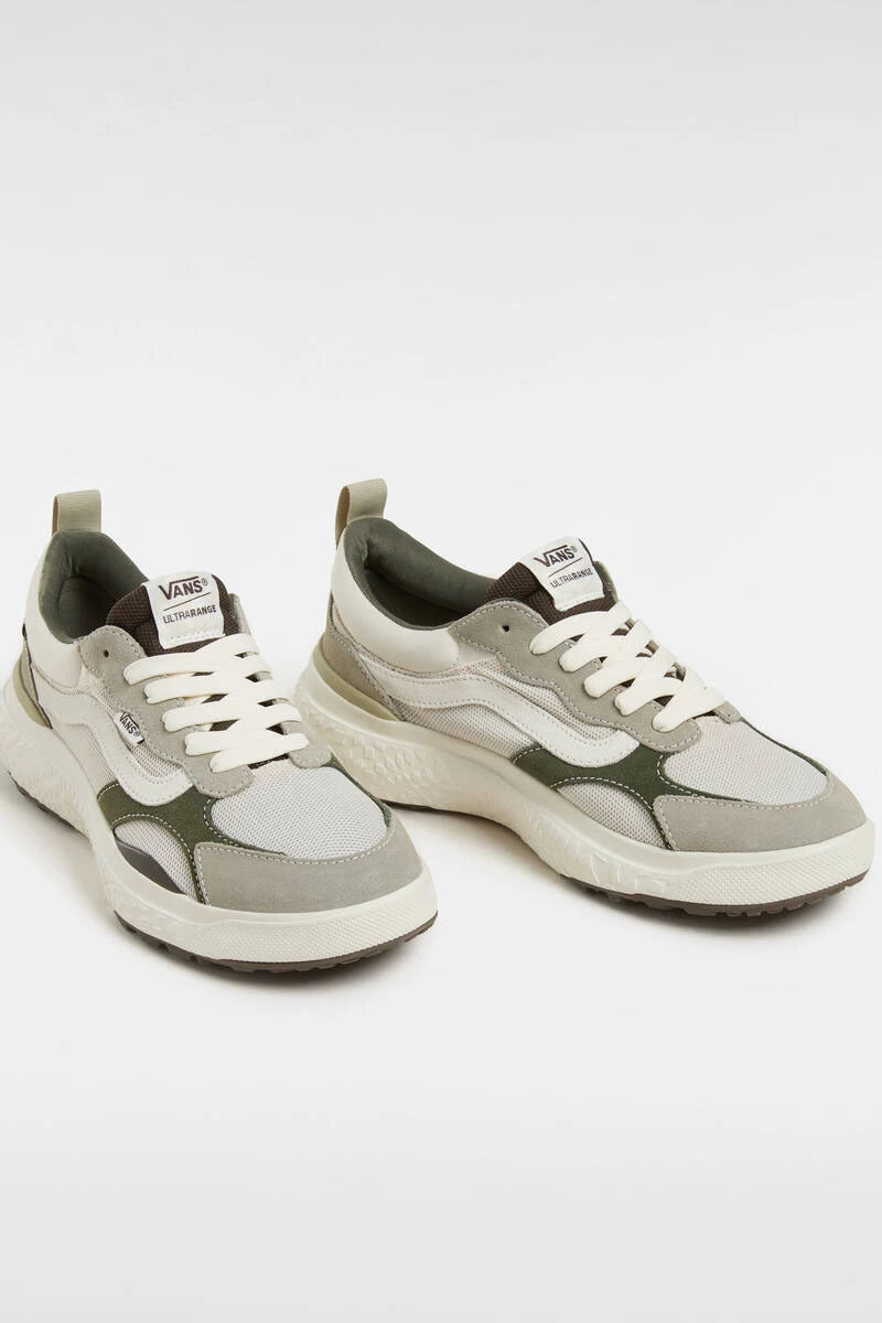 LIGHT BROWN MTE ULTRARANGE NEO VR3 VANS SNEAKERS