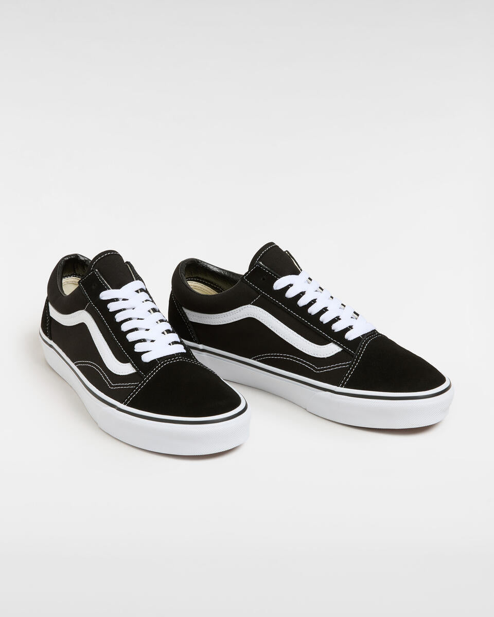 BLACK OLD SKOOL VANS SNEAKERS