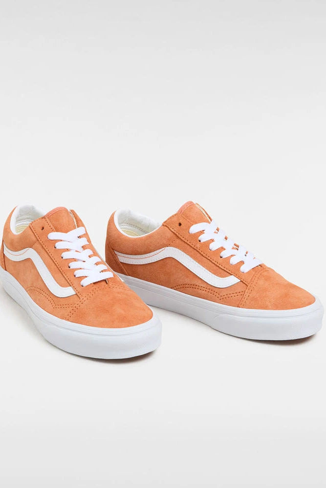 PIG SUEDE CARNELIAN OLD SKOOL VANS SNEAKERS