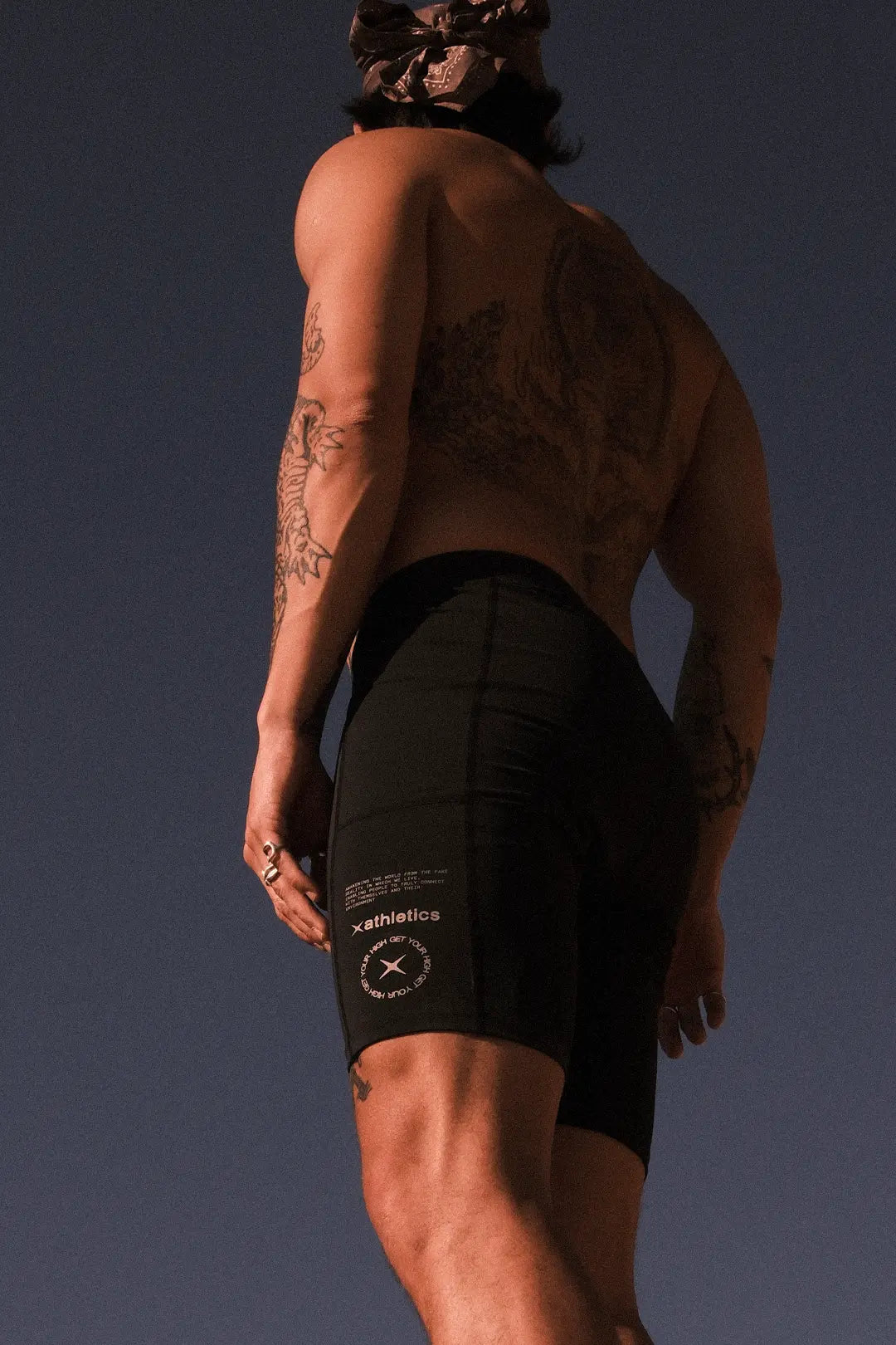 BLACK TRAIN SHORT LEGGINS